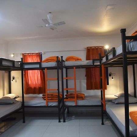 The Social Space Hostel Βομβάη Εξωτερικό φωτογραφία