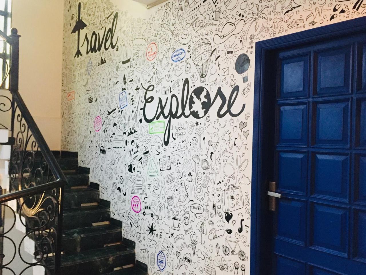 The Social Space Hostel Βομβάη Εξωτερικό φωτογραφία