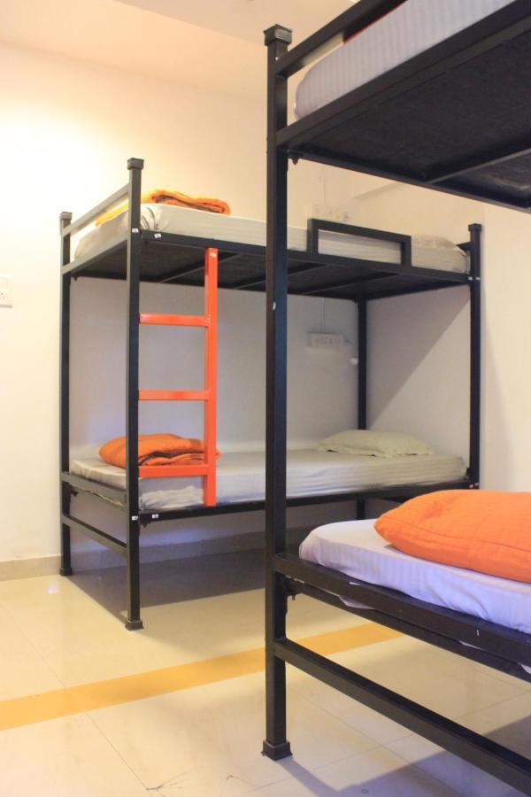 The Social Space Hostel Βομβάη Εξωτερικό φωτογραφία