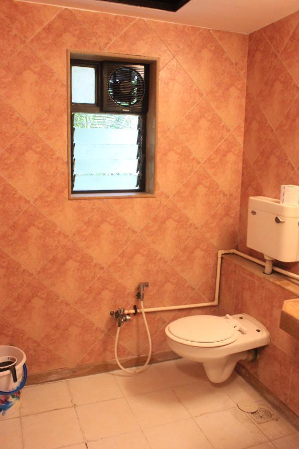 The Social Space Hostel Βομβάη Εξωτερικό φωτογραφία